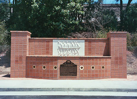 LandmarkPhoto2.jpg